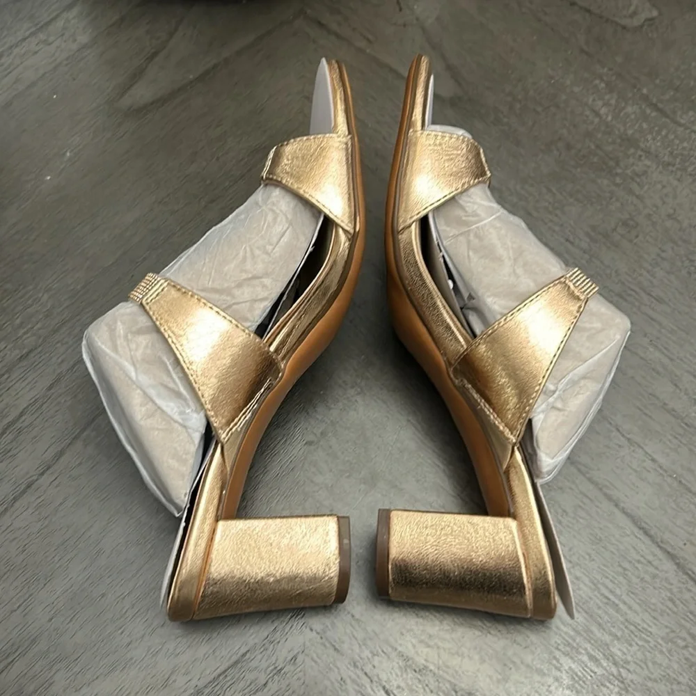 NATURALIZER Venus 2 Womens Leather Rhinestone Mule Sandals